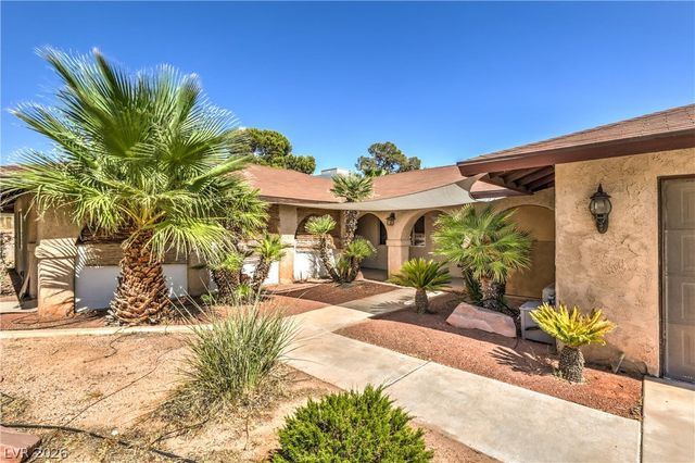 2880 Red Rock Street, Las Vegas, NV 89146