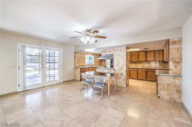 2880 Red Rock Street, Las Vegas, NV 89146