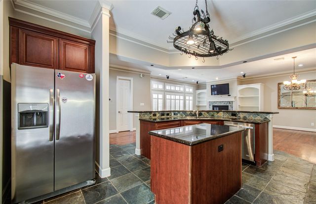 4613 Floyd Street, Houston, TX 77007