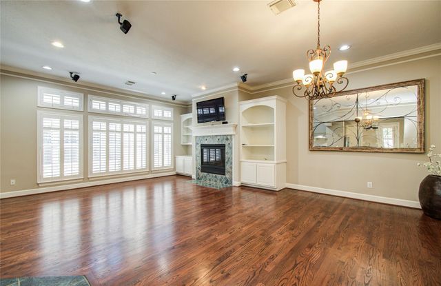 4613 Floyd Street, Houston, TX 77007