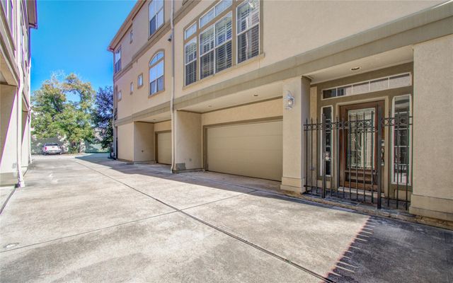 4613 Floyd Street, Houston, TX 77007