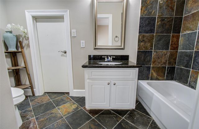 4613 Floyd Street, Houston, TX 77007