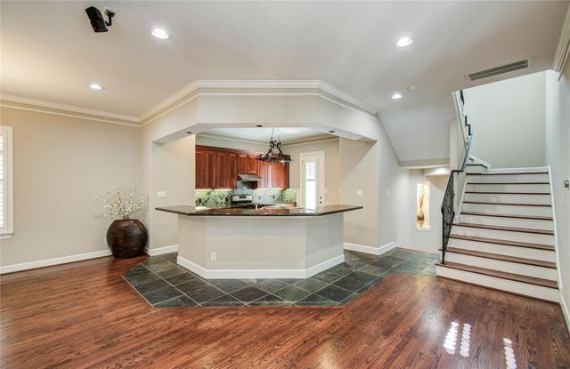 4613 Floyd Street, Houston, TX 77007