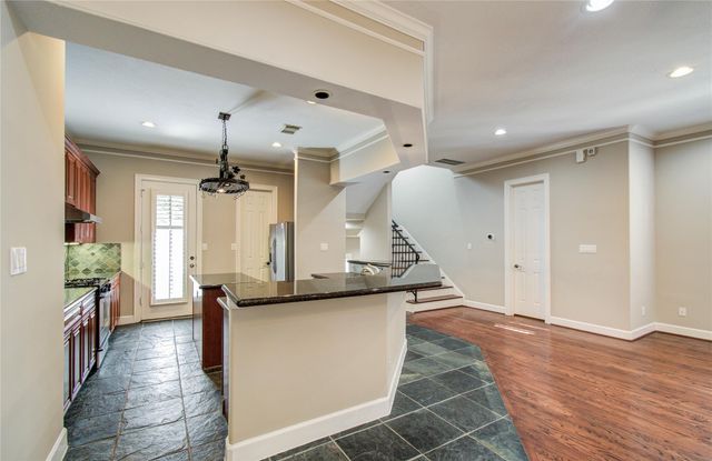 4613 Floyd Street, Houston, TX 77007