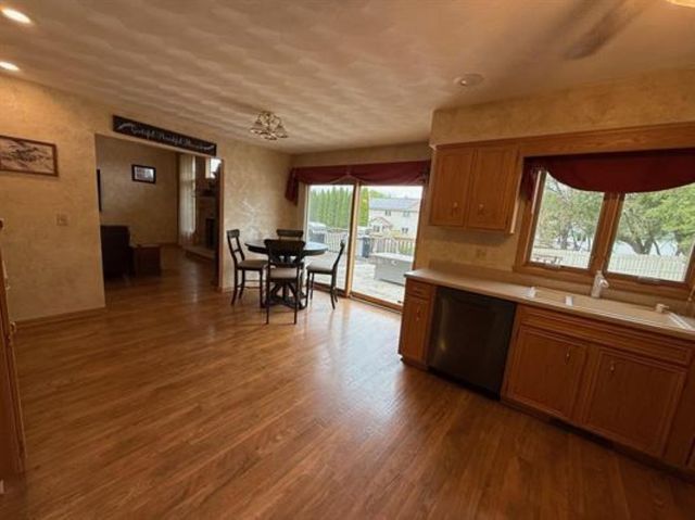 6518 Broadcast Parkway, Loves Park, IL 61111