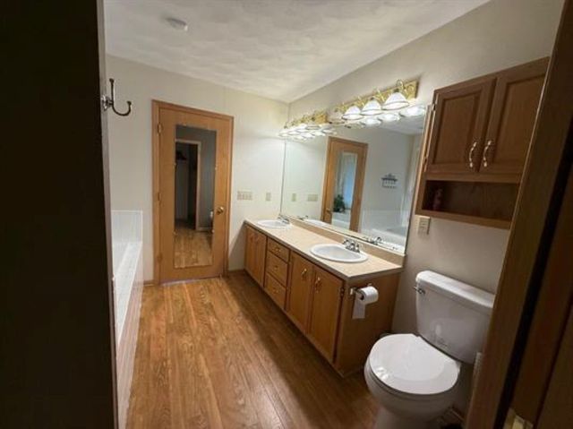 6518 Broadcast Parkway, Loves Park, IL 61111