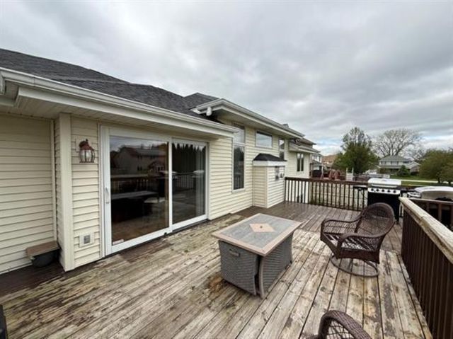 6518 Broadcast Parkway, Loves Park, IL 61111