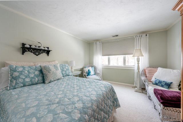 34 Bonwood Drive, Mashpee, MA 02649