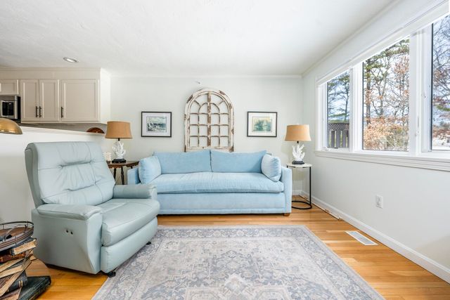 34 Bonwood Drive, Mashpee, MA 02649