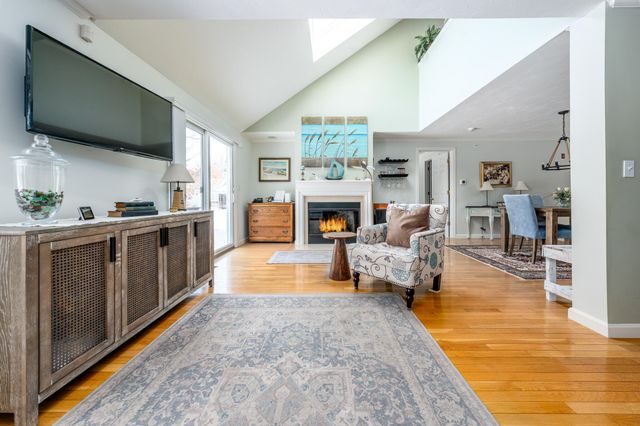 34 Bonwood Drive, Mashpee, MA 02649