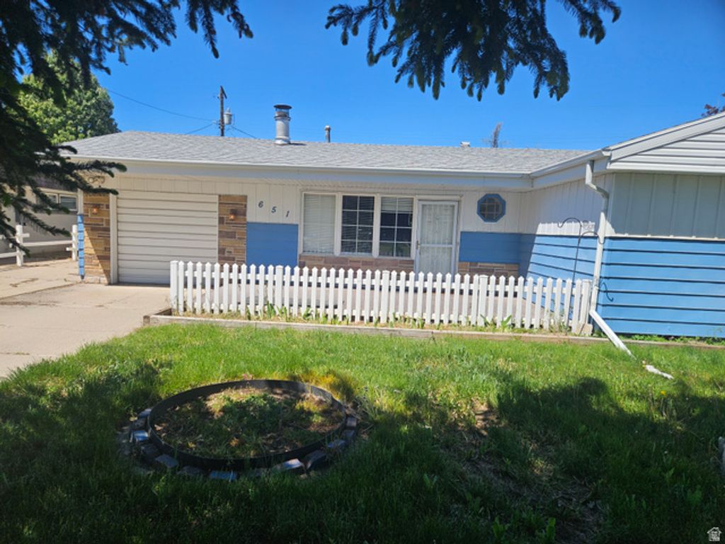 651 SHERWOOD DR, Layton, UT 84041