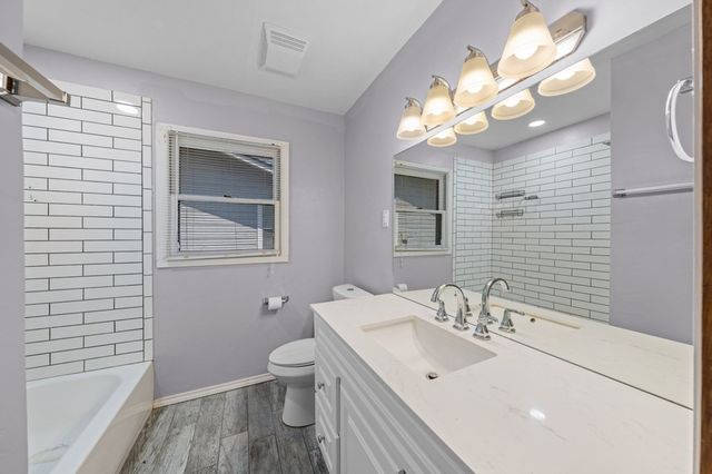 700 Lee St, Kerrville, TX 78028