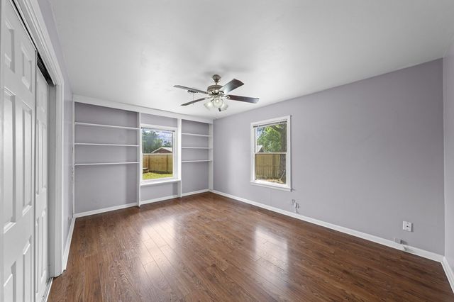 700 Lee St, Kerrville, TX 78028