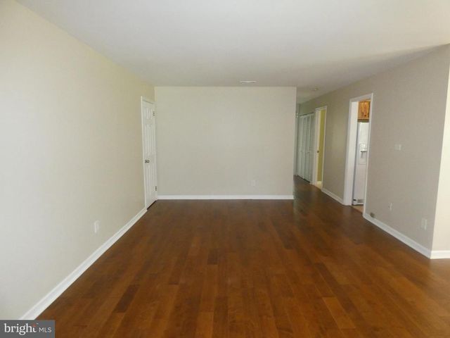 123 WYNDHAM, Robbinsville, NJ 08691