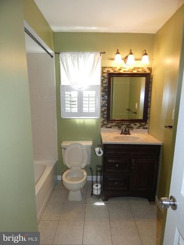 123 WYNDHAM, Robbinsville, NJ 08691