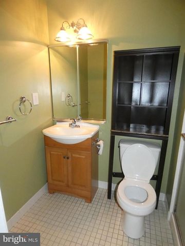 123 WYNDHAM, Robbinsville, NJ 08691