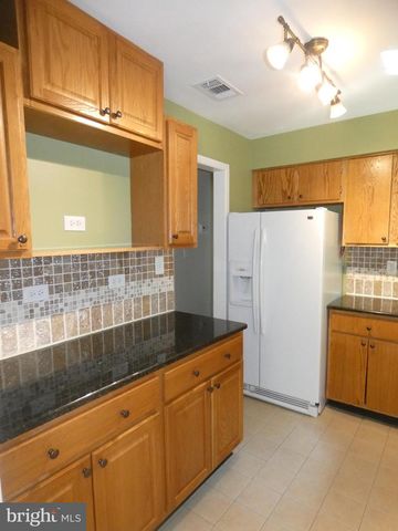 123 WYNDHAM, Robbinsville, NJ 08691