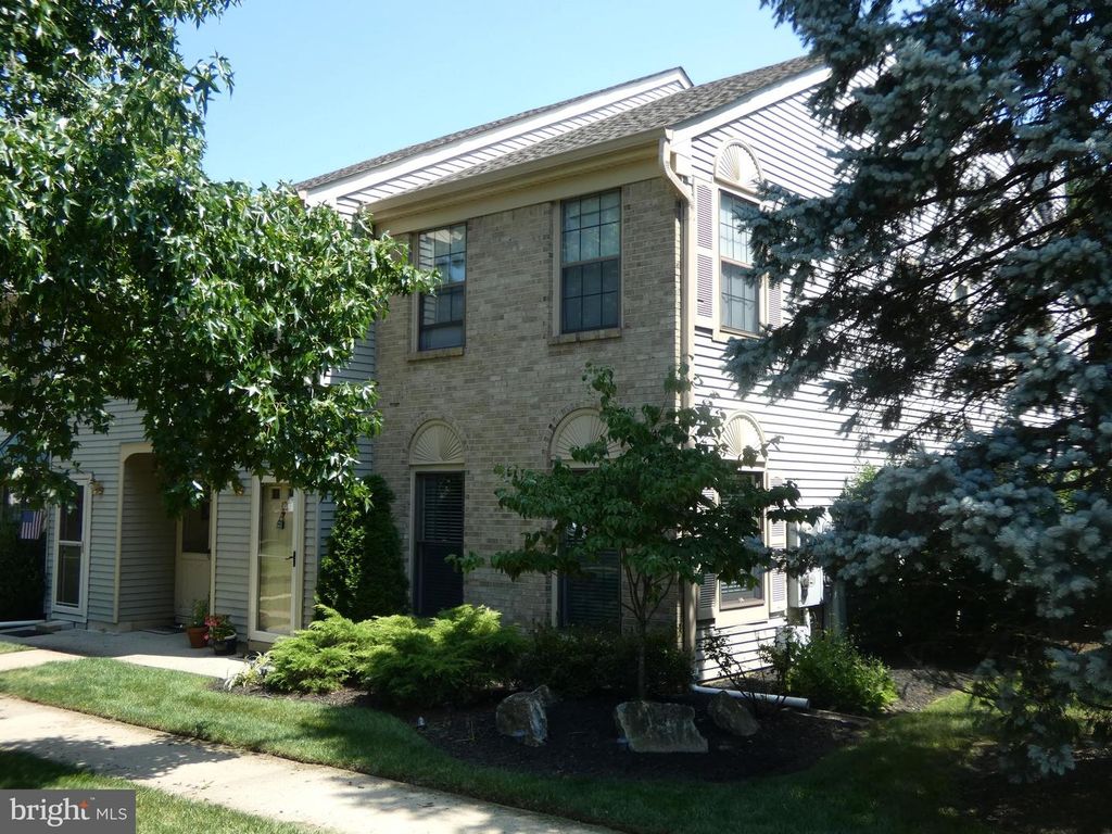 123 WYNDHAM, Robbinsville, NJ 08691
