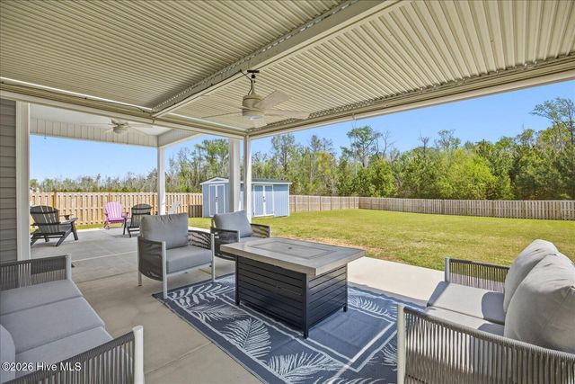 102 N Ardsley Lane, Rocky Point, NC 28457