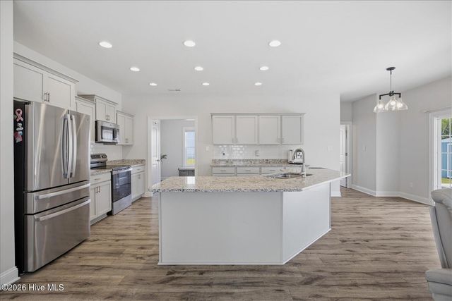 102 N Ardsley Lane, Rocky Point, NC 28457