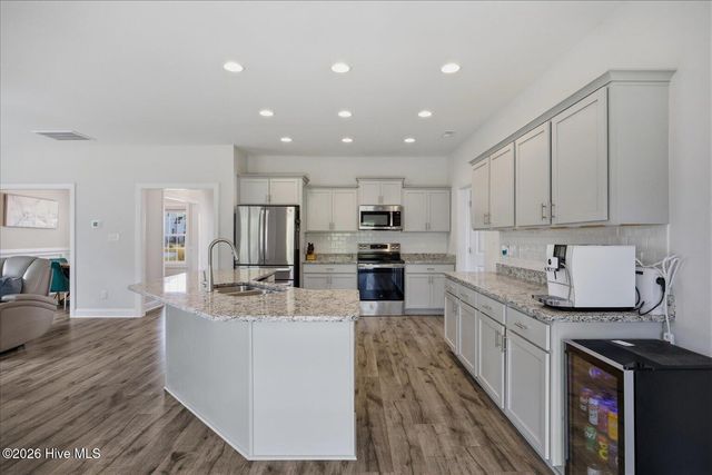 102 N Ardsley Lane, Rocky Point, NC 28457