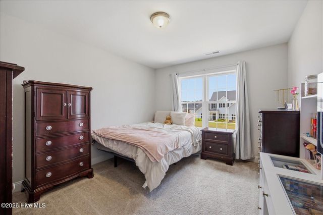 102 N Ardsley Lane, Rocky Point, NC 28457