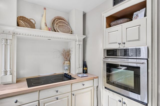 1401 NE 9th Street 20, Fort Lauderdale, FL 33304