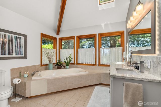 557 71 Mossyrock Avenue, Mossyrock, WA 98564