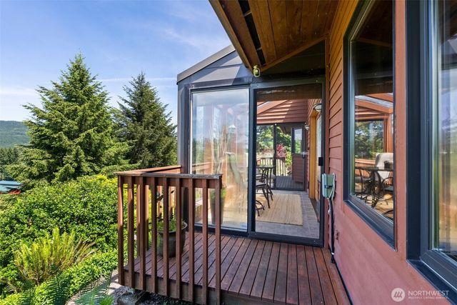 557 71 Mossyrock Avenue, Mossyrock, WA 98564