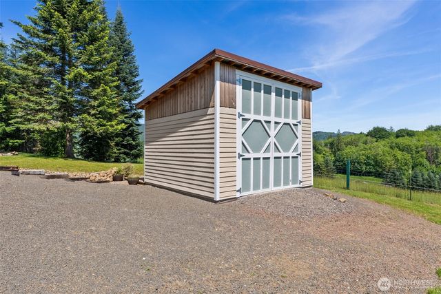 557 71 Mossyrock Avenue, Mossyrock, WA 98564