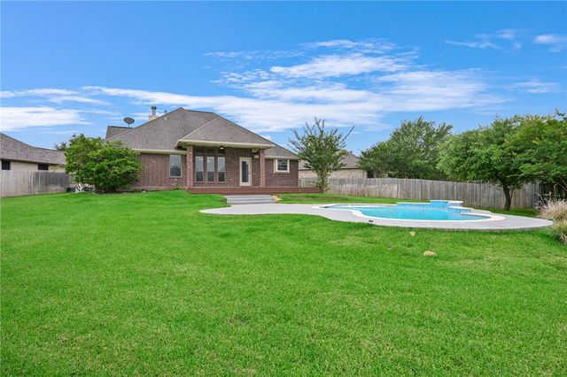 4001 Noirmont Court, College Station, TX 77845