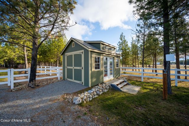 2019 E Brunner RD, Athol, ID 83801