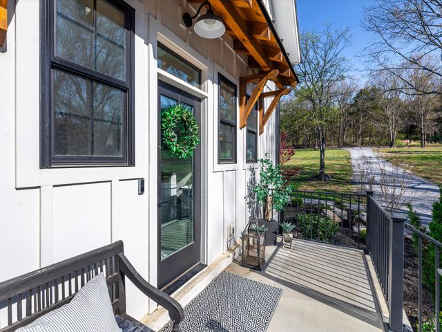 2760 Callis Rd, Lebanon, TN 37090