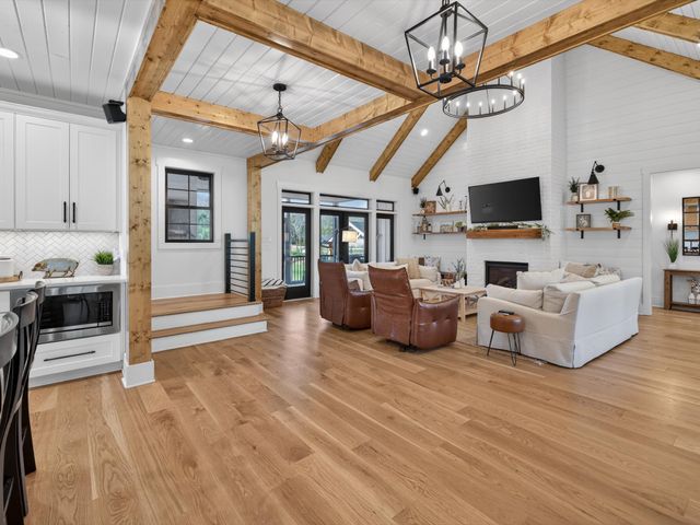 2760 Callis Rd, Lebanon, TN 37090