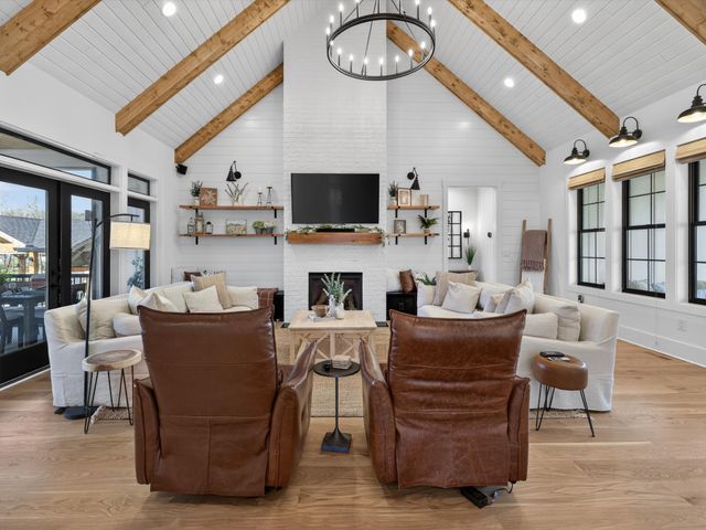 2760 Callis Rd, Lebanon, TN 37090