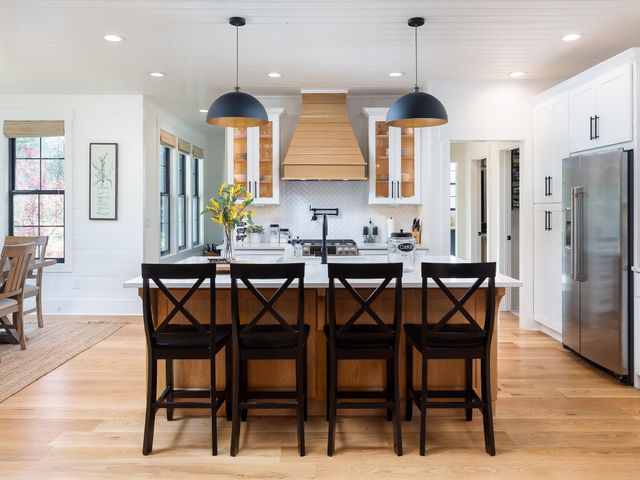 2760 Callis Rd, Lebanon, TN 37090