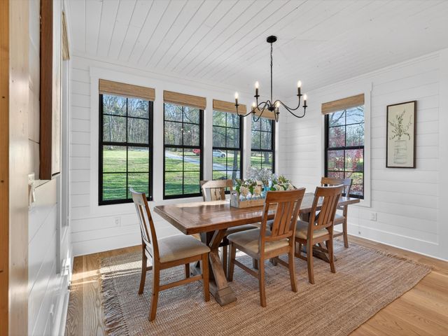 2760 Callis Rd, Lebanon, TN 37090