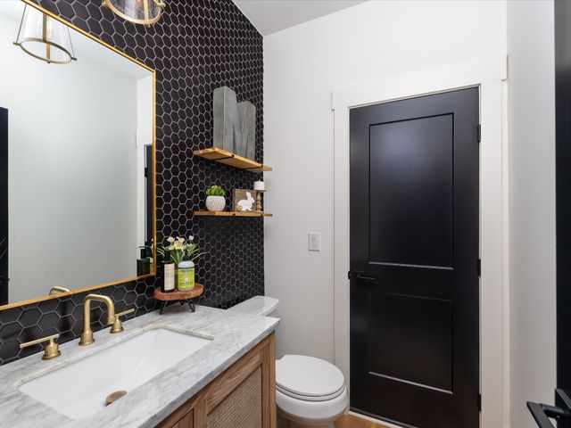 2760 Callis Rd, Lebanon, TN 37090