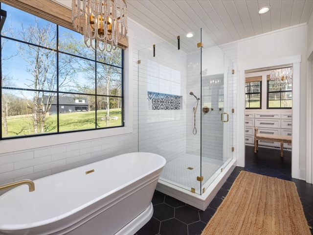 2760 Callis Rd, Lebanon, TN 37090