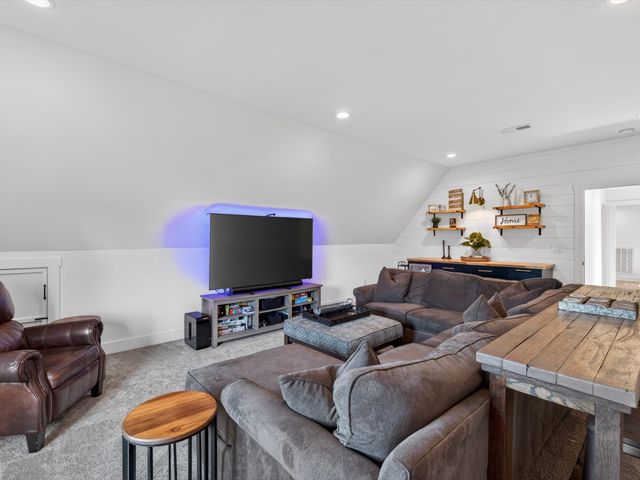 2760 Callis Rd, Lebanon, TN 37090