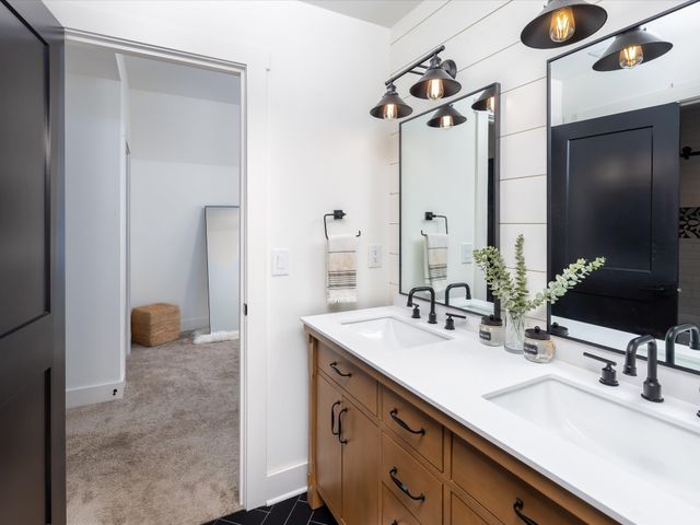 2760 Callis Rd, Lebanon, TN 37090