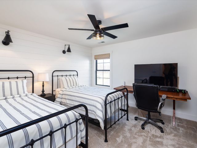 2760 Callis Rd, Lebanon, TN 37090