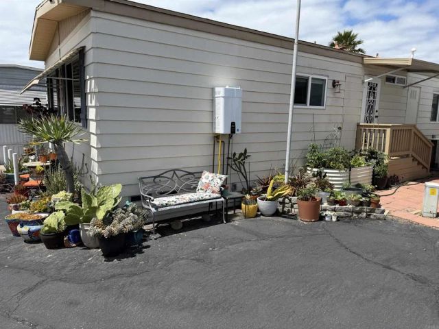 900 N Cleveland 3, Oceanside, CA 92054