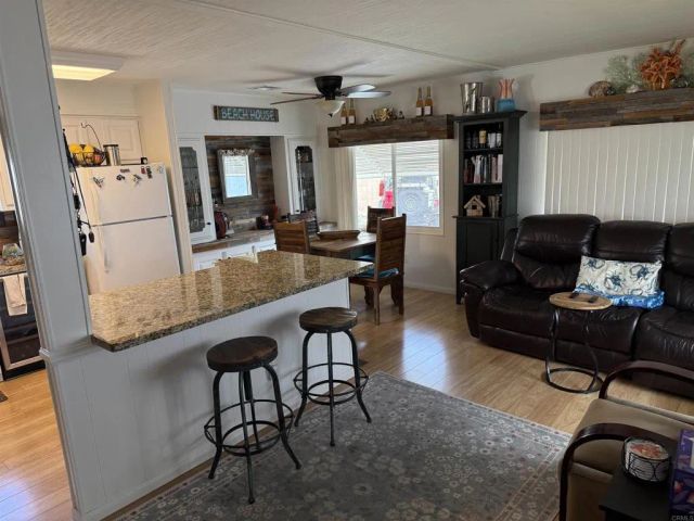 900 N Cleveland 3, Oceanside, CA 92054