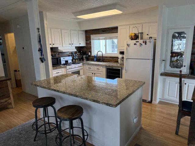 900 N Cleveland 3, Oceanside, CA 92054