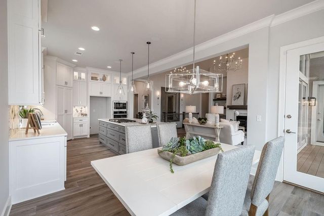 13705 W Guilford Road, Leawood, KS 66224