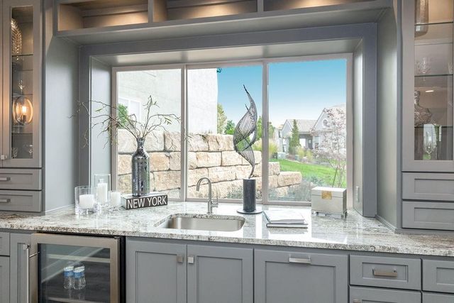 13705 W Guilford Road, Leawood, KS 66224