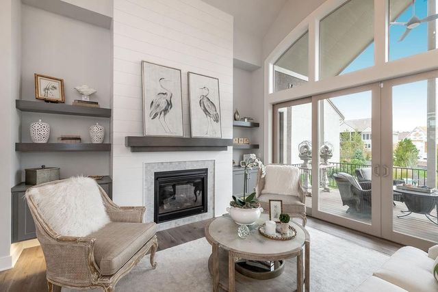 13705 W Guilford Road, Leawood, KS 66224