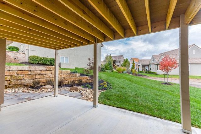 13705 W Guilford Road, Leawood, KS 66224