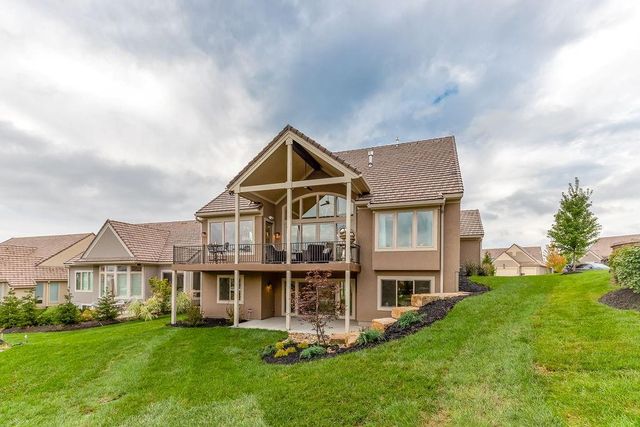 13705 W Guilford Road, Leawood, KS 66224